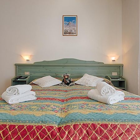 Hotel Aurora Rocca Pietore Buitenkant foto