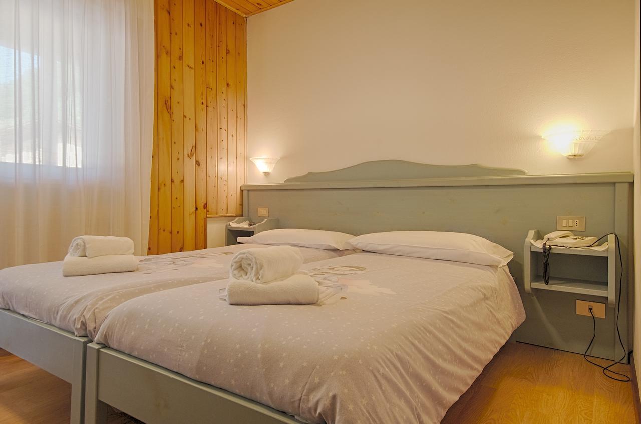 Hotel Aurora Rocca Pietore Buitenkant foto