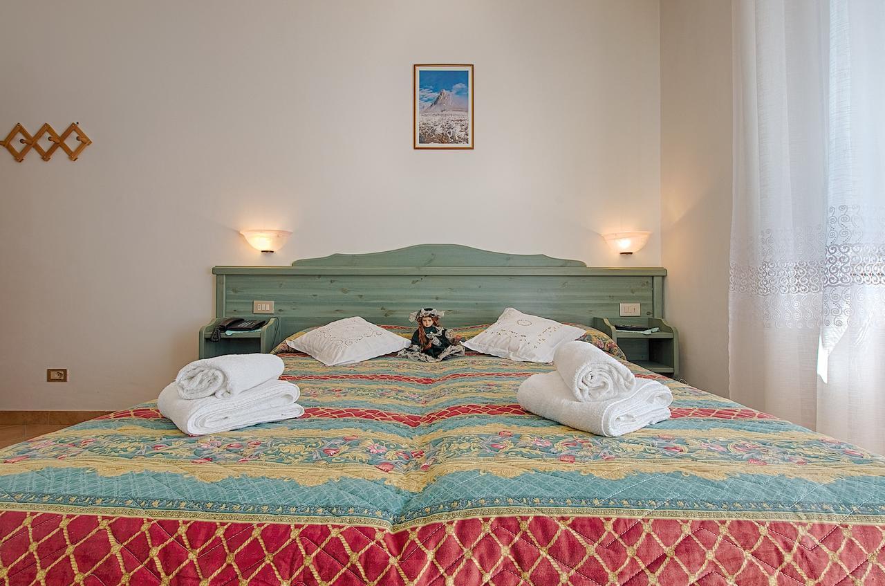Hotel Aurora Rocca Pietore Buitenkant foto